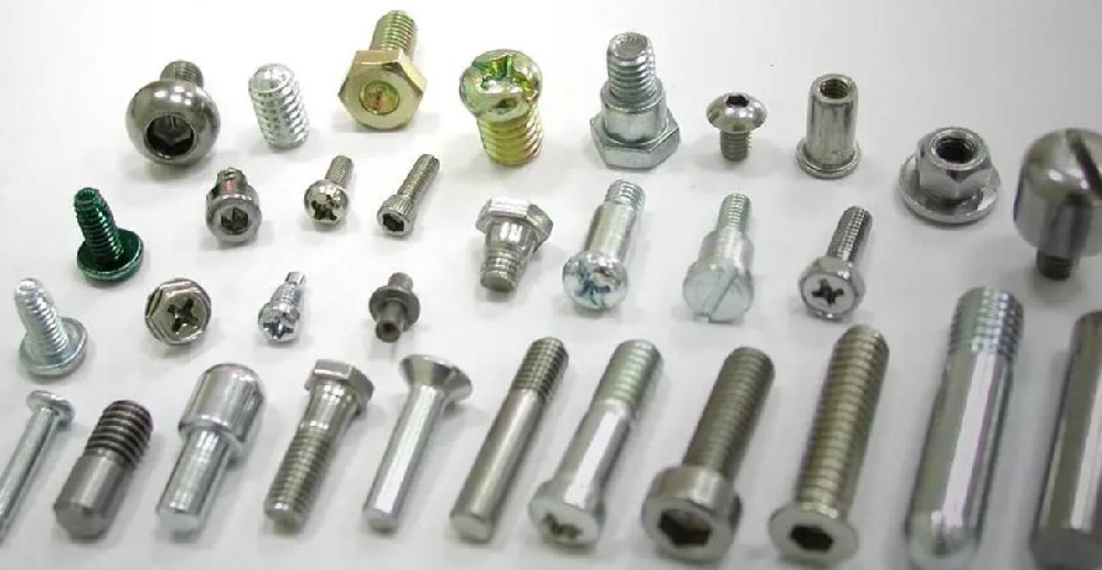 什么螺丝筛选机能轻松解决螺丝,螺母不同尺寸分离？